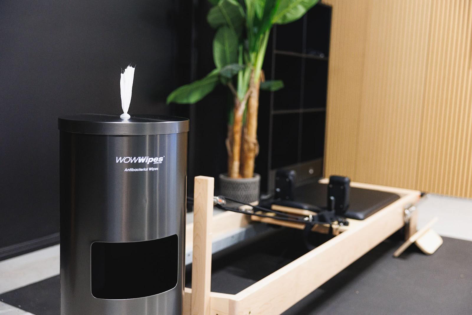 WOW Wipes® Workout Cleaner Do’s and Don’ts for Greener Workout Spaces