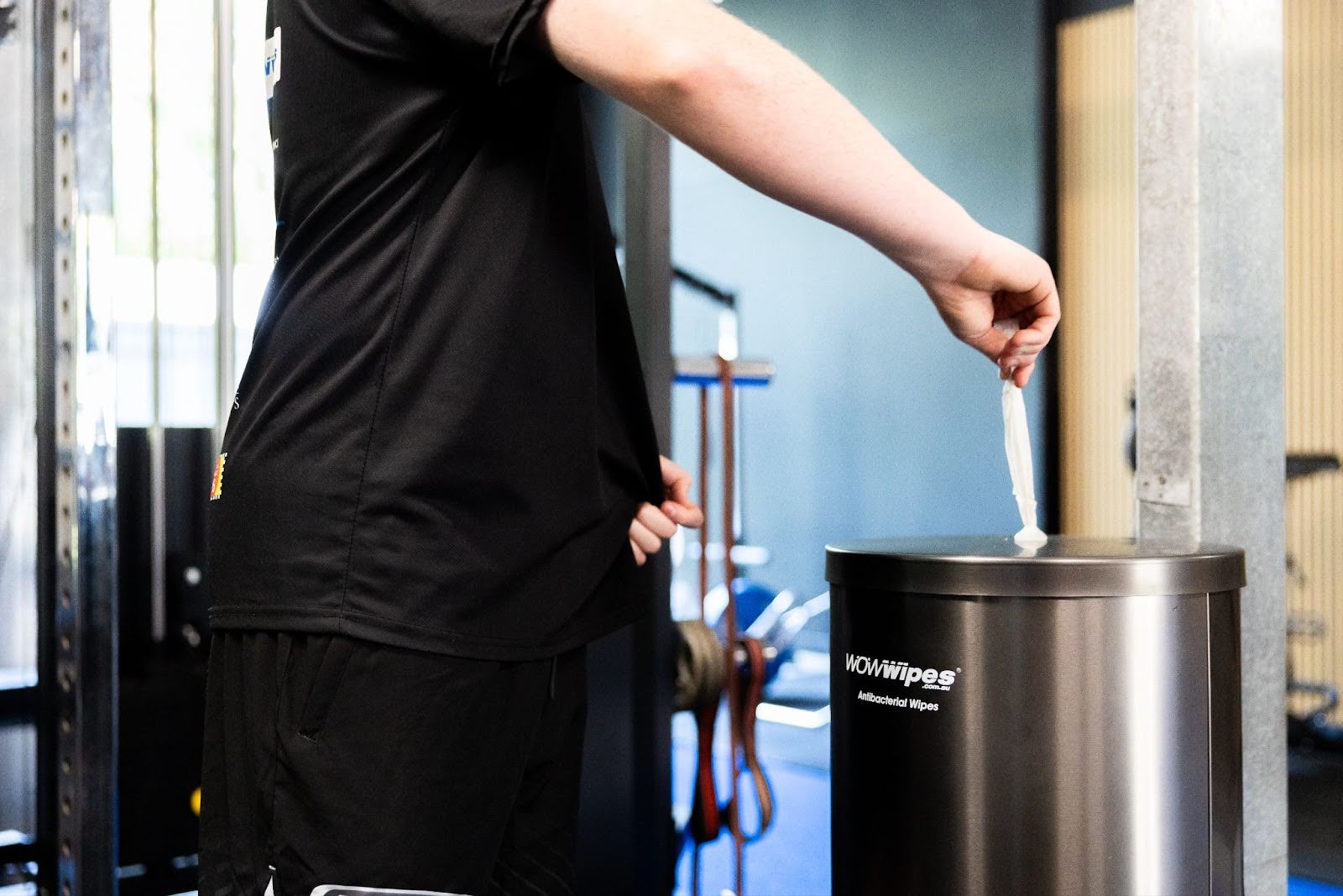 WOW Wipes® Workout Cleaner Do’s and Don’ts for Greener Workout Spaces